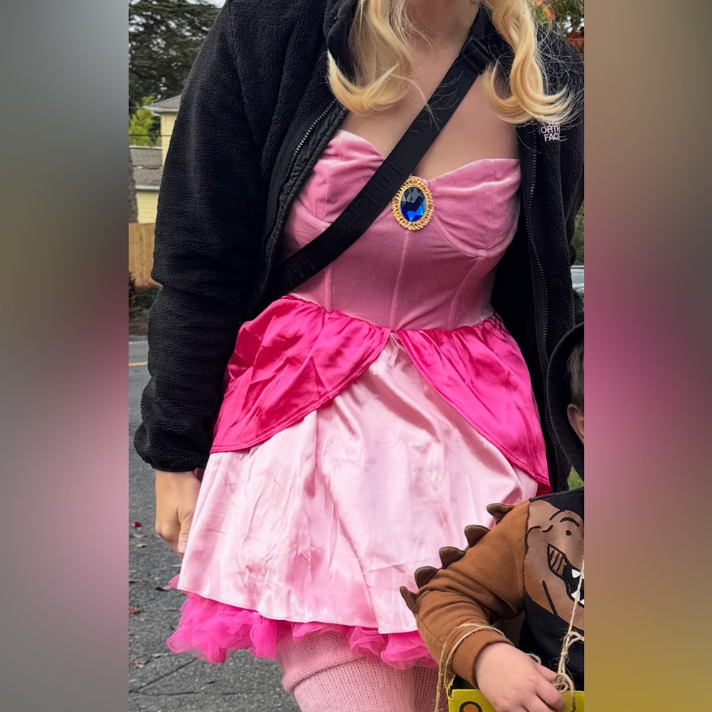 Dolls Kill Trickz N' Treatz Princess Peach Costume